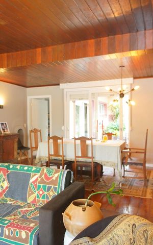 Casa à venda com 430m², 4 quartos e 6 vagasSala 1