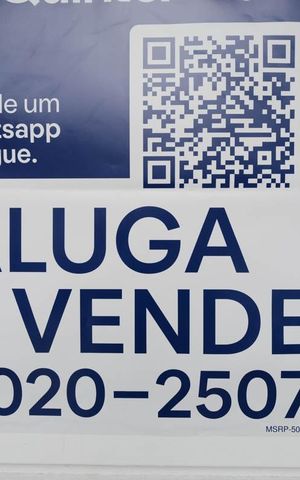 Casa à venda com 90m², 2 quartos e 2 vagasFachada