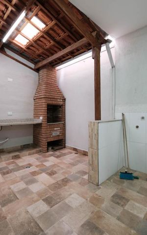 Casa à venda com 90m², 2 quartos e 2 vagasÁrea de Serviço