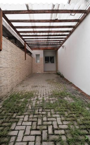 Casa à venda com 90m², 2 quartos e 2 vagasGaragem