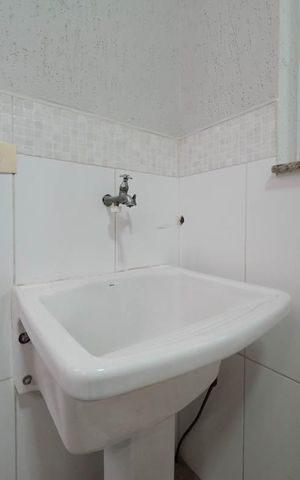 Casa à venda com 90m², 2 quartos e 2 vagasÁrea de Serviço