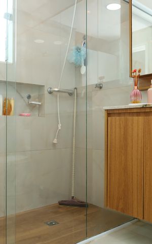 Casa à venda com 320m², 3 quartos e 5 vagasBanheiro 1 - Suíte