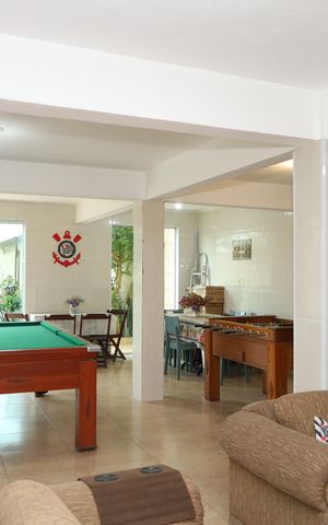 Casa à venda com 320m², 3 quartos e 5 vagasÁrea de lazer