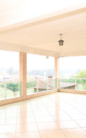 Casa à venda com 320m², 3 quartos e 5 vagasGaragem