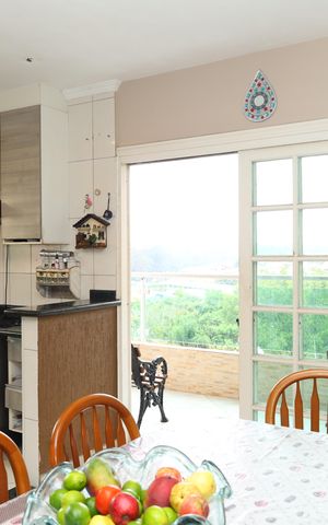 Casa à venda com 320m², 3 quartos e 5 vagasSala de jantar