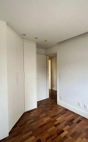 Casa de condomínio à venda com 158m², 3 quartos e 2 vagas Casa de condomínio à venda com 158m², 3 quartos e 2 vagasQuarto