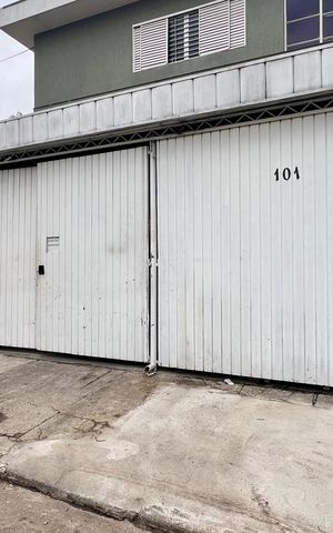 Casa para alugar com 289m², 3 quartos e 4 vagasFachada