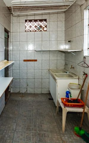Casa à venda com 216m², 4 quartos e 3 vagasÁrea de serviço