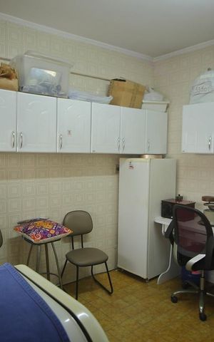 Apartamento para alugar com 77m², 2 quartos e sem vagaCozinha 