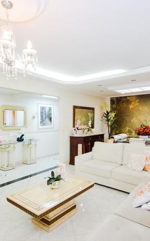 Apartamento à venda com 168m², 4 quartos e 2 vagasSala