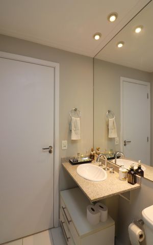 Apartamento à venda com 156m², 3 quartos e 3 vagasSuíte 1 Banheiro 