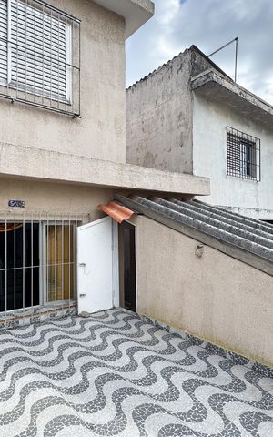 Casa à venda com 154m², 2 quartos e 1 vagaSacada 