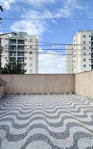 Casa à venda com 154m², 2 quartos e 1 vagaVista - Sala