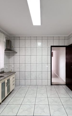 Casa à venda com 154m², 2 quartos e 1 vagaCozinha 