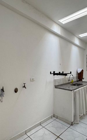 Casa à venda com 154m², 2 quartos e 1 vagaÁrea de Serviço