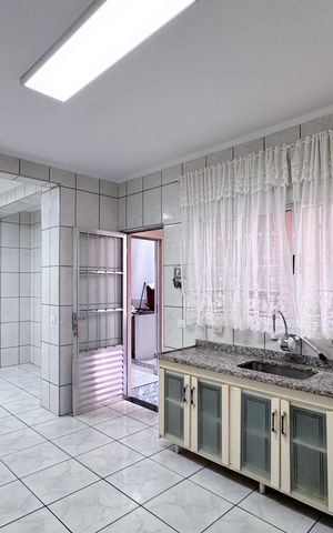 Casa à venda com 154m², 2 quartos e 1 vagaCozinha 