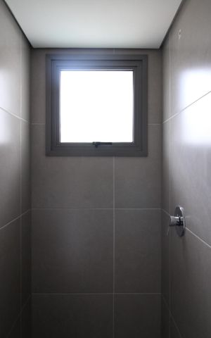 Apartamento à venda com 65m², 2 quartos e 1 vagaBanheiro da Suíte 2