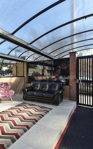 Apartamento à venda com 54m², 2 quartos e 1 vaga Apartamento à venda com 54m², 2 quartos e 1 vagaEntrada