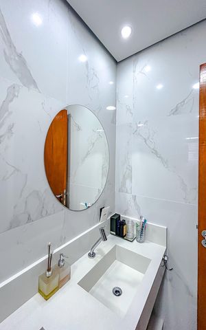 Casa de condomínio à venda com 182m², 3 quartos e 4 vagasBanheiro da Suíte 3