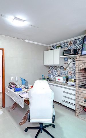 Casa de condomínio à venda com 182m², 3 quartos e 4 vagasÁrea gourmet