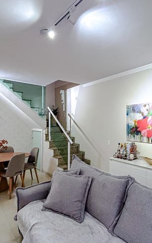 Casa de condomínio à venda com 182m², 3 quartos e 4 vagasSala