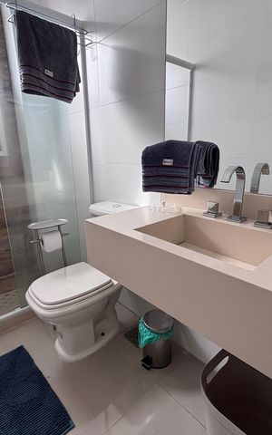 Casa de condomínio à venda com 269m², 3 quartos e 4 vagas Casa de condomínio à venda com 269m², 3 quartos e 4 vagasBanheiro do Quarto 1