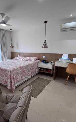 Casa de condomínio à venda com 269m², 3 quartos e 4 vagas Casa de condomínio à venda com 269m², 3 quartos e 4 vagasQuarto 2