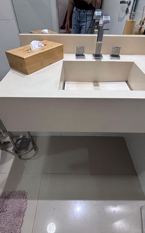 Casa de condomínio à venda com 269m², 3 quartos e 4 vagas Casa de condomínio à venda com 269m², 3 quartos e 4 vagasBanheiro