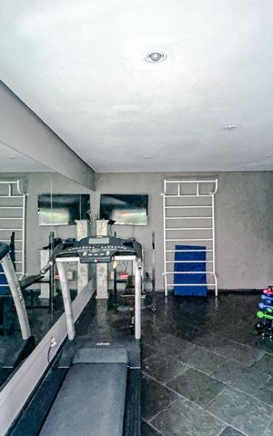 Apartamento à venda com 64m², 2 quartos e 1 vagaÁrea comum - Academia