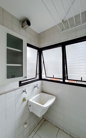 Apartamento à venda com 64m², 2 quartos e 1 vagaÁrea de Serviço