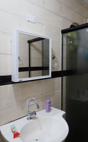 Casa à venda com 114m², 5 quartos e 2 vagas Casa à venda com 114m², 5 quartos e 2 vagasBanheiro da Suíte 1