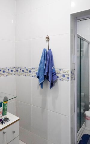Casa à venda com 114m², 5 quartos e 2 vagas Casa à venda com 114m², 5 quartos e 2 vagasBanheiro da Suíte 2