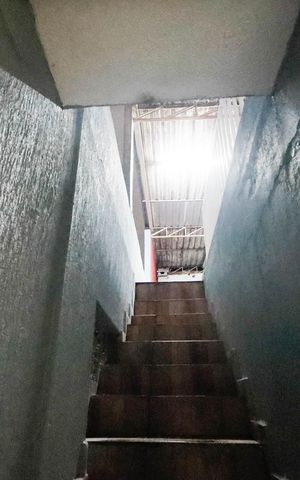 Casa à venda com 114m², 5 quartos e 2 vagas