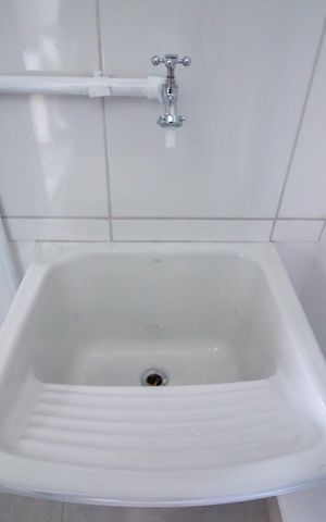 Studio para alugar com 20m², 1 quarto e sem vaga Studio para alugar com 20m², 1 quarto e sem vagaBanheiro