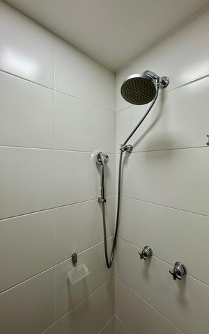 Studio à venda com 25m², 1 quarto e sem vaga Studio à venda com 25m², 1 quarto e sem vagaBanheiro