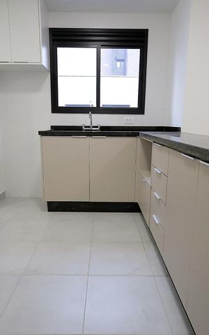 Apartamento à venda com 64m², 2 quartos e 2 vagas Apartamento à venda com 64m², 2 quartos e 2 vagasCozinha