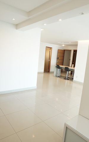 Apartamento para alugar com 159m², 3 quartos e 2 vagas