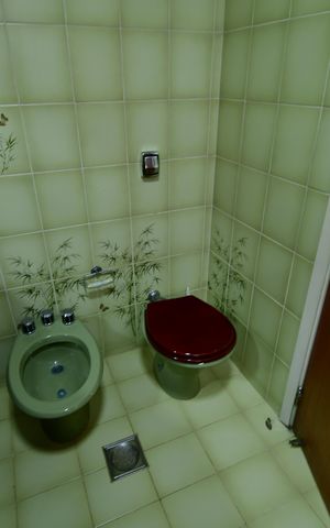 Apartamento para alugar com 174m², 3 quartos e 2 vagasBanheiro Suíte