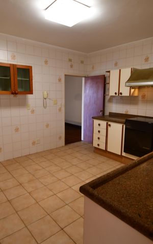 Apartamento para alugar com 174m², 3 quartos e 2 vagasCozinha