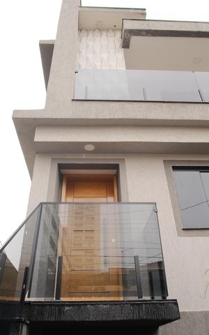 Casa à venda com 115m², 3 quartos e 4 vagasEntrada
