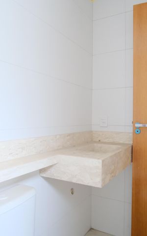 Casa à venda com 115m², 3 quartos e 4 vagasBanheiro da Suíte 2