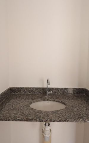 Apartamento para alugar com 35m², 2 quartos e sem vagaBanheiro