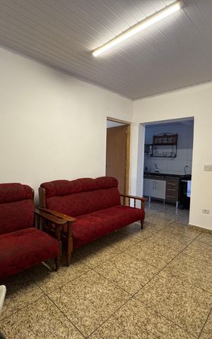 Casa à venda com 240m², 2 quartos e 1 vaga Casa à venda com 240m², 2 quartos e 1 vagaSala