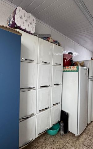 Casa à venda com 240m², 2 quartos e 1 vaga Casa à venda com 240m², 2 quartos e 1 vagaCozinha