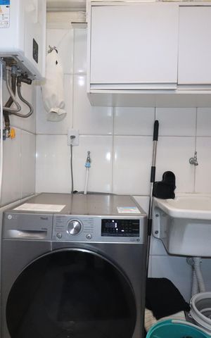 Casa à venda com 120m², 3 quartos e 2 vagasÁrea de Serviço