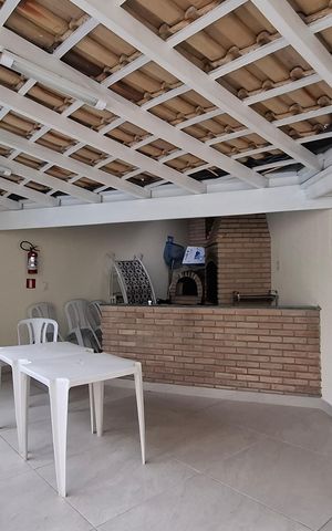 Casa à venda com 120m², 3 quartos e 2 vagas Casa à venda com 120m², 3 quartos e 2 vagasÁrea comum - Churrasqueira