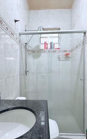 Casa à venda com 290m², 3 quartos e 2 vagas Casa à venda com 290m², 3 quartos e 2 vagasBanheiro