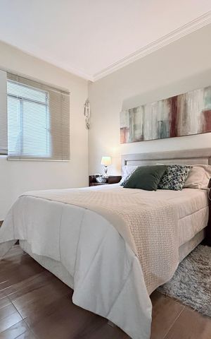 Casa à venda com 290m², 3 quartos e 2 vagas Casa à venda com 290m², 3 quartos e 2 vagasQuarto 1