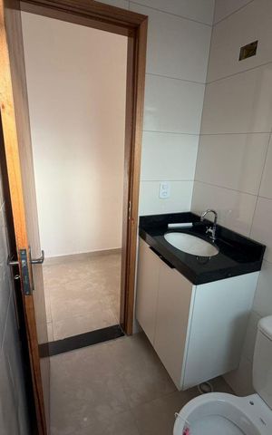 Apartamento à venda com 85m², 2 quartos e sem vaga Apartamento à venda com 85m², 2 quartos e sem vagaBanheiro