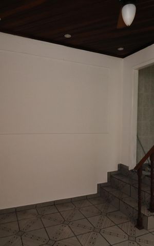 Casa para alugar com 43m², 1 quarto e 1 vagaSala